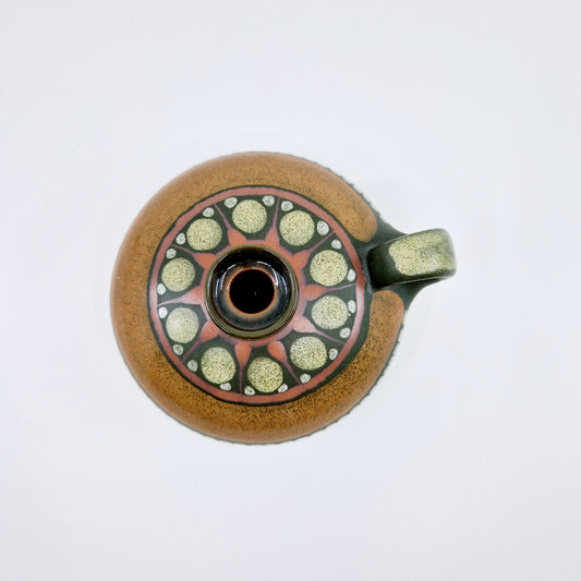 Einzigartige und nachhaltige Vintage Öllampe von kmk. Unique and sustainable oil lamp from kmk. Above.