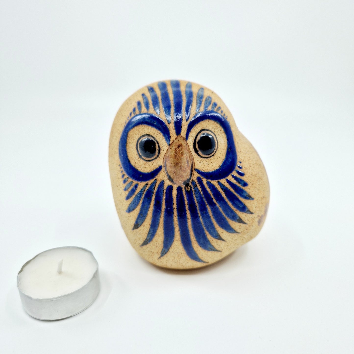 Einzigartige und nachhaltige Vintage Eule aus Mexiko. Unique and sustainable vintage owl from Mexico. Token of scale.
