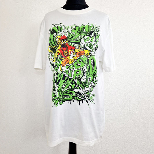 Einzigartiges und nachhaltiges Vintage T-Shirt von Nike, Fresh Air. Unique and sustainable vintage t-shirt from Nike, Fresh Air. Front.