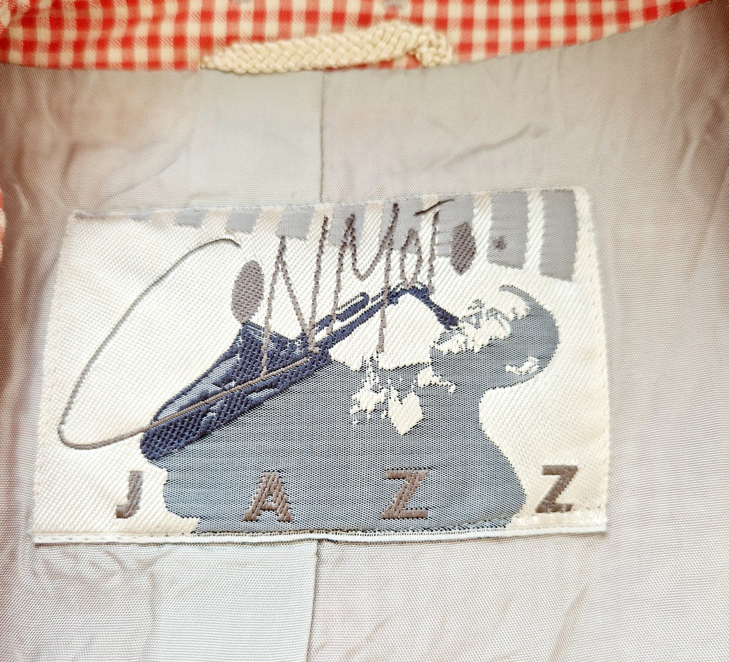 Einzigartiger und nachhaltiger Vintage Blazer in rosa-weiss, kariert. Unique and sustainable vintage blazer in pink-white, checked. Tag.