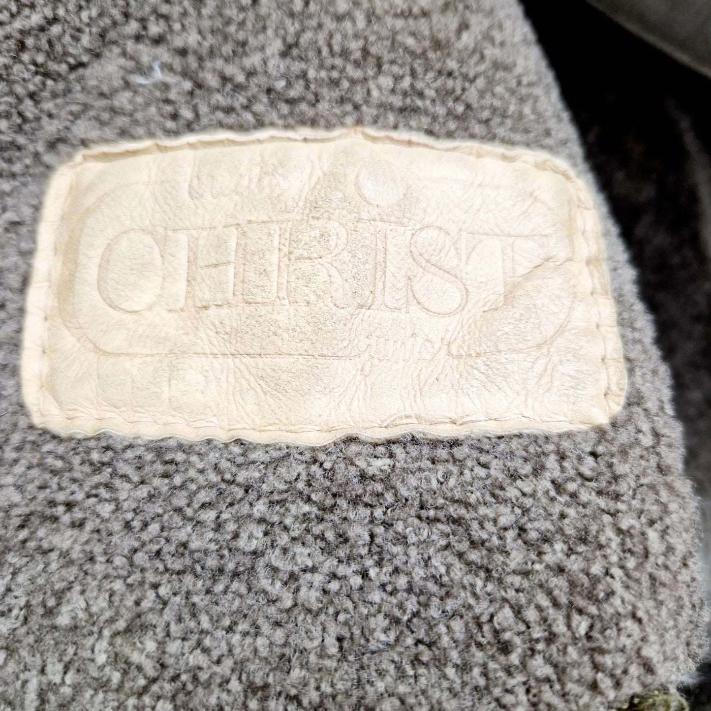 Einzigartiger und nachhaltiger Vintage Leder Mantel in khaki. Unique and sustainable vintage leather coat in khaki. Tag 2.