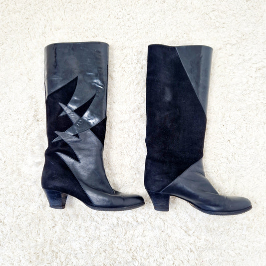 Einzigartige und nachhaltige Vintage Stiefel in schwarz und Leder. Unique and sustainable vintage boots in black and leather. Side 2.