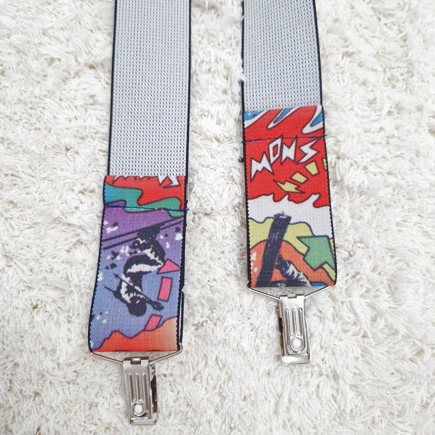 Einzigartige und nachhaltige Vintage Hosenträger, Skifahrer. Unique and sustainable suspenders, skiing. Back.