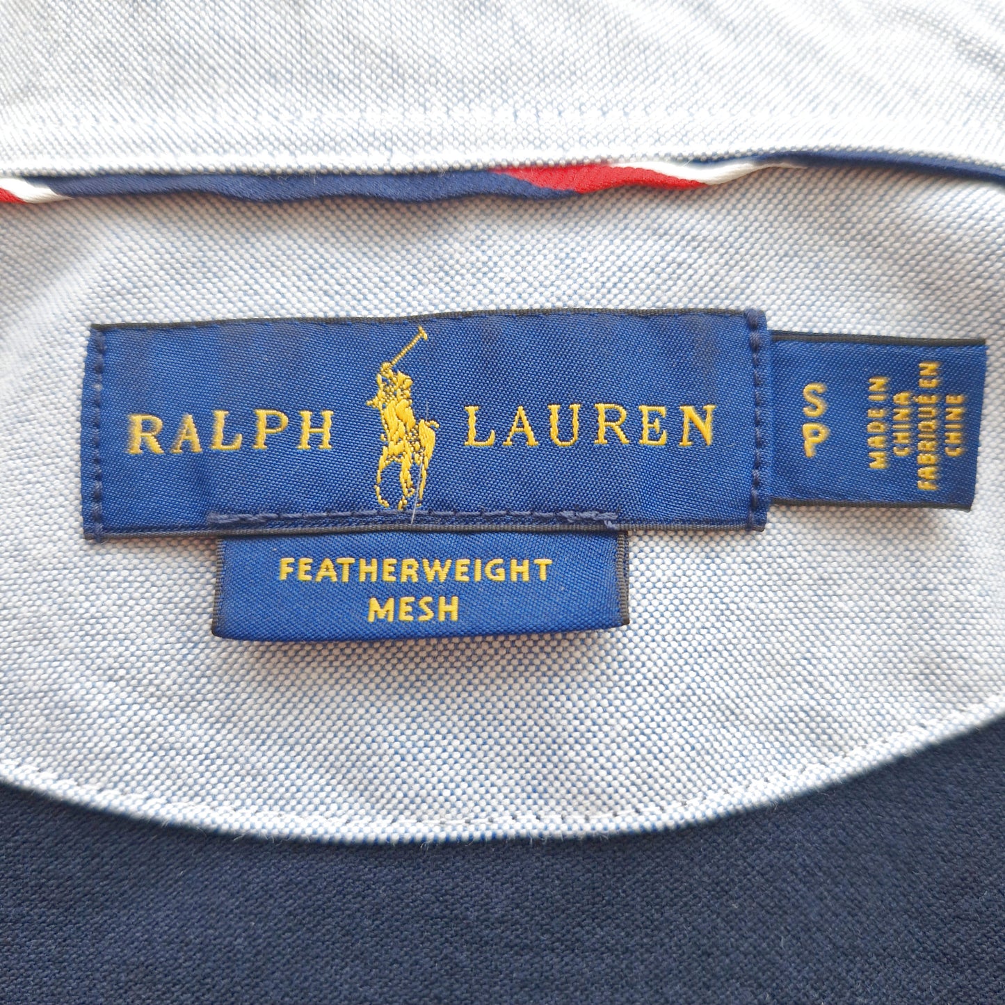 Einzigartiges und nachhaltiges Vintage Poloshirt, Langarm, in dunkelblau, Ralph Lauren. Unique and sustainable vintage poloshirt, long sleeves, in dark blue, Ralph Lauren. Tag.