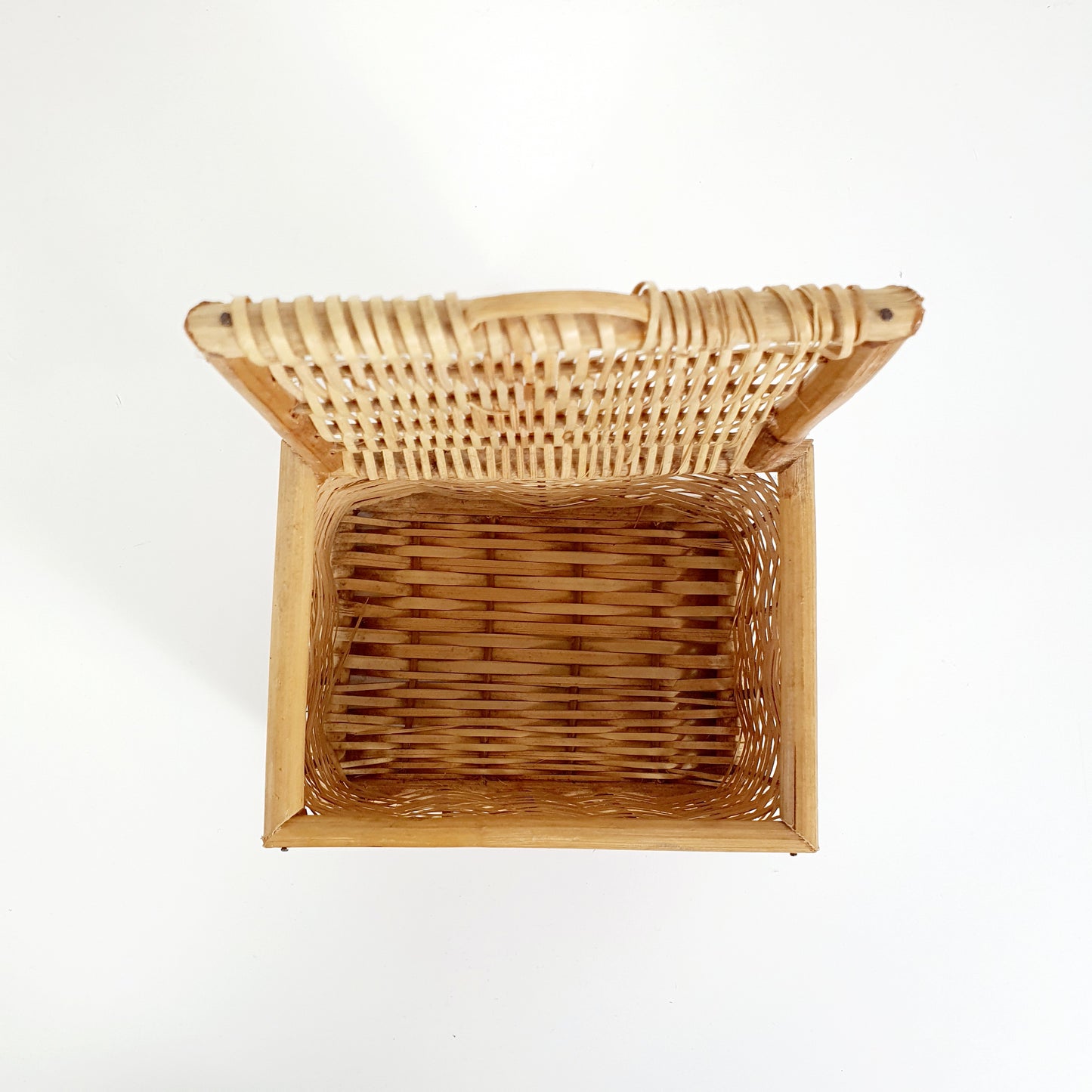 Einzigartiger und nachhaltiger Vintage Hänger. Unique and sustainable vintage hanger. Above.