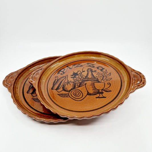 2 einzigartige und nachhaltige Vintage Pizza Teller von Bay. 2 unique and sustainable vintage pizza plates from Bay..
