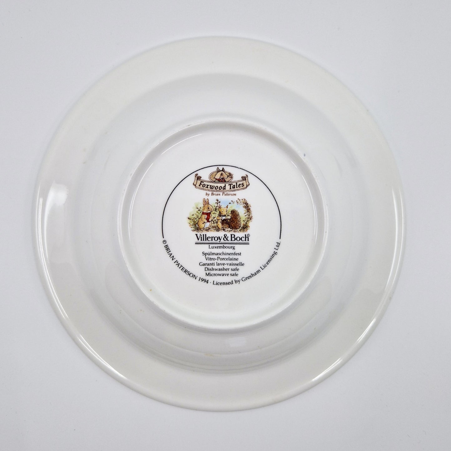Einzigartiger und nachhaltiger Vintage Teller von Foxwood Tales, Winter. Unique and sustainable vintage plate from foxwood tales, winter. Back.