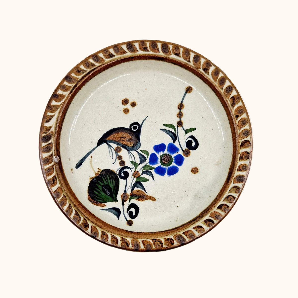 Einzigartiger und nachhaltiger Vintage Teller, beige-blau-braun, Vogel, signiert / Zuerich Vintage Shop