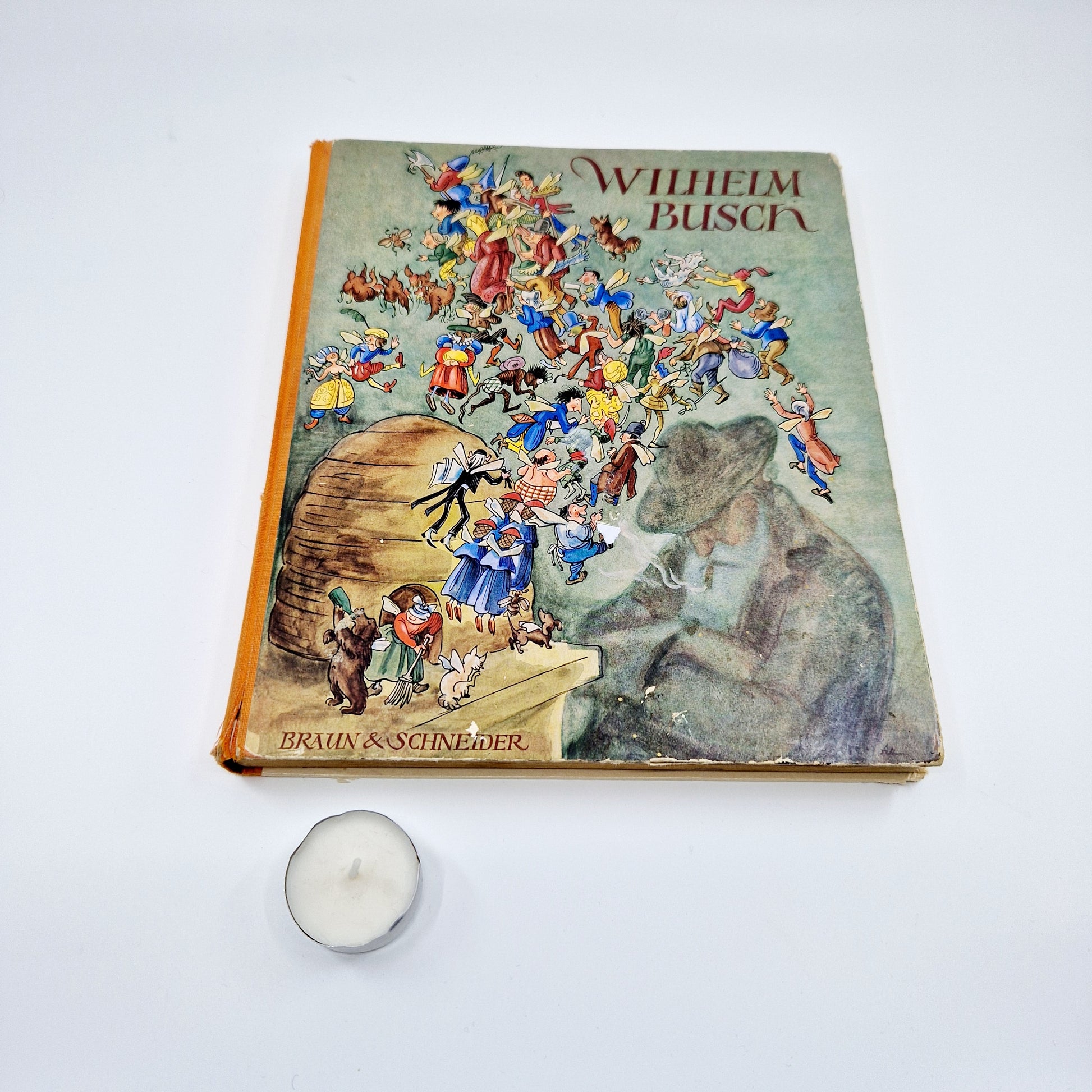 Einzigartiges und nachhaltiges Vintage Buch, Lustige Wilhem Busch Sammlung. Unique and sustainable vintage book, Lustige Wilhem Busch Sammlung. Token of scale.