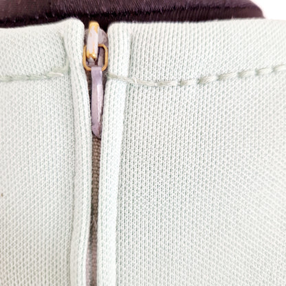 Einzigartiges und nachhaltiges Vintage Kleid in mint. Unique and sustainable vintage dress in mint. Zipper.