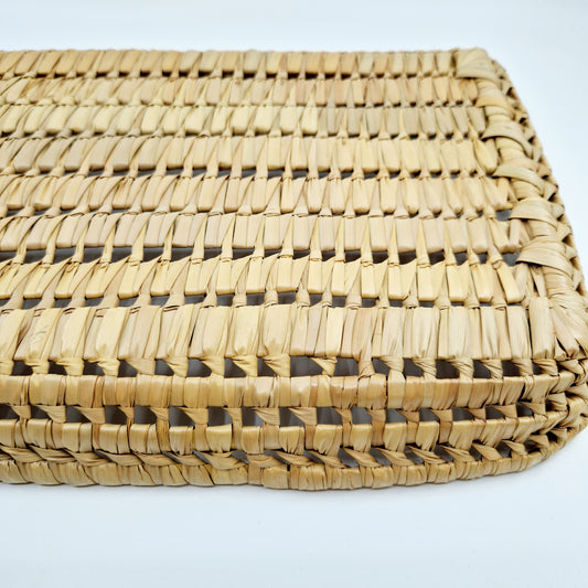 Einzigartiges und nachhaltiges Vintage Tablett. Unique and sustainable vintage tray. Back.