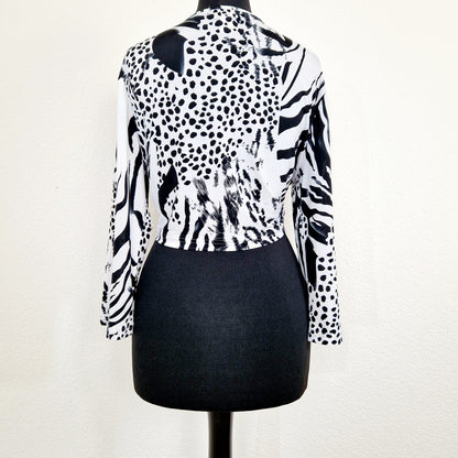 Einzigartiges und nachhaltiges Vintage Hemd mit Leopard und Giraffe. Unique and sustainable vintage button-down with leopard and giraffe. Back.