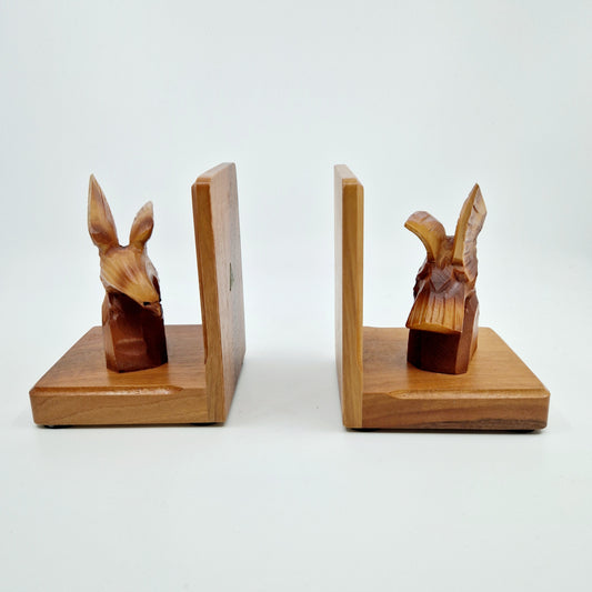 Einzigartige und nachhaltige Vintage Buchstützen mit Adler. Unique and sustainable book ends with eagles. Side.