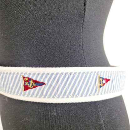 Einzigartiger und nachhaltiger Vintage Gürtel von Ralph Lauren. Unique and sustainable vintage belt from Ralph Lauren. Close-up.