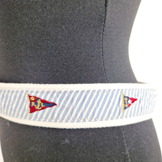 Einzigartiger und nachhaltiger Vintage Gürtel von Ralph Lauren. Unique and sustainable vintage belt from Ralph Lauren. Close-up.