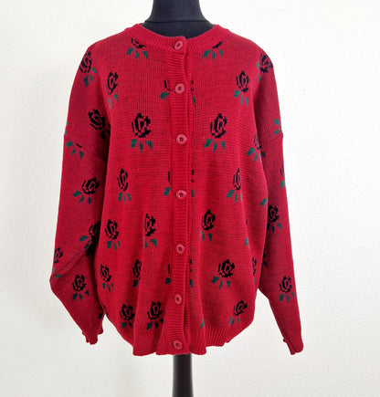 Einzigartiger und nachhaltiger Vintage Cardigan in rot. Unique and sustainable vintage cardigan in red. Front.