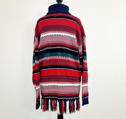 Einzigartiger und nachhaltiger Vintage Pullover mit Fransen. Unique and sustainable vintage pullover with fringe. Back.