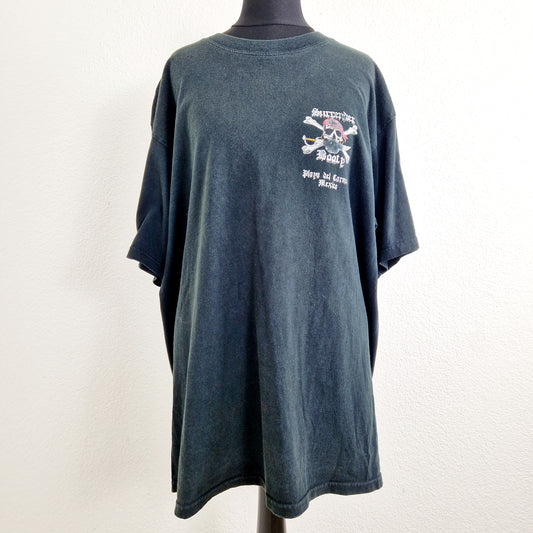 Einzigartiges und nachhaltiges Vintage T-Shirt mit Pirat. Unique and sustainable vintage t-shirt with pirate. Front.