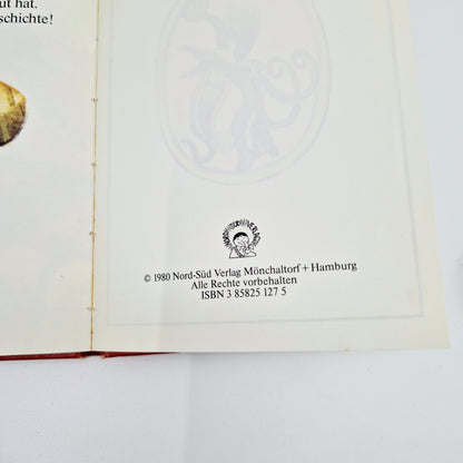 Einzigartiges und nachhaltiges Vintage Buch, Die Prinzessin auf der Erbse. Unique and sustainable vintage book, Die Prinzessin auf der Erbse. Inside.