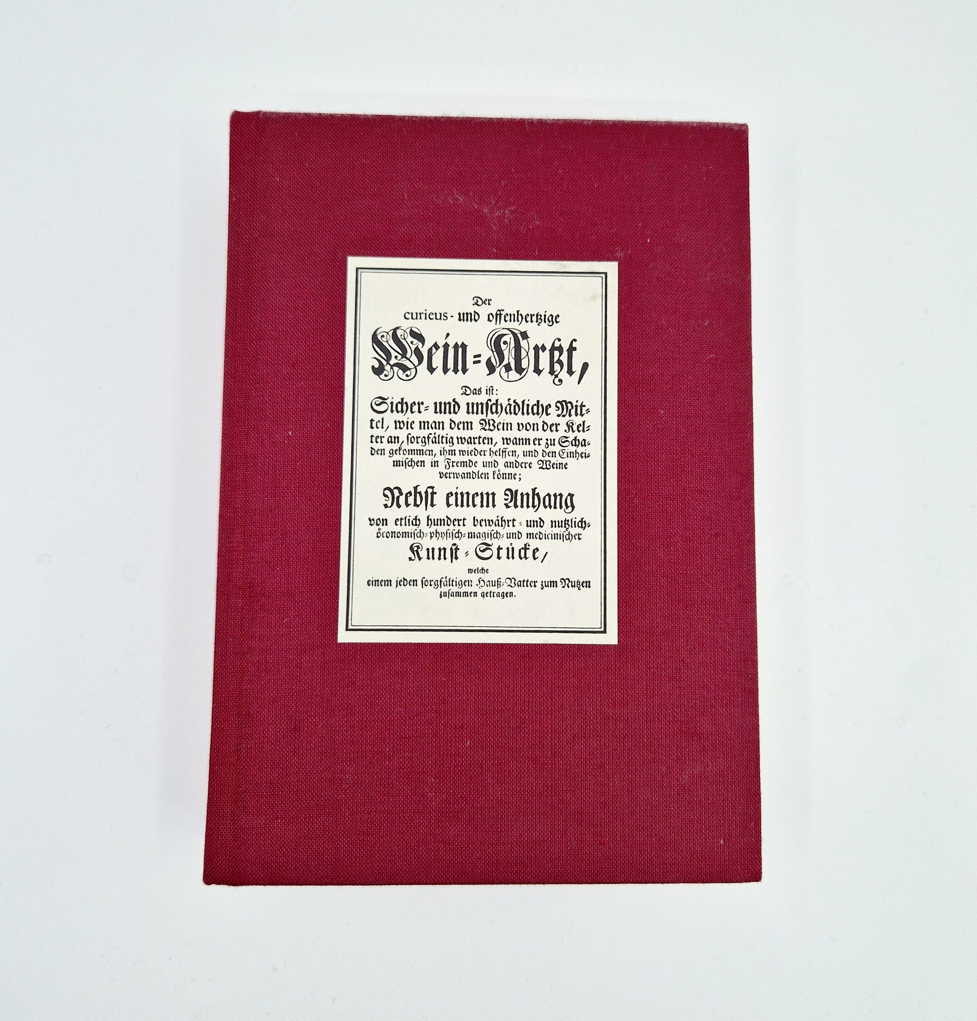 Einzigartiges und nachhaltiges Vintage Buch Der Wein-Arzt. Unique and sustainable vintage book Der Wein-Arzt. Front.