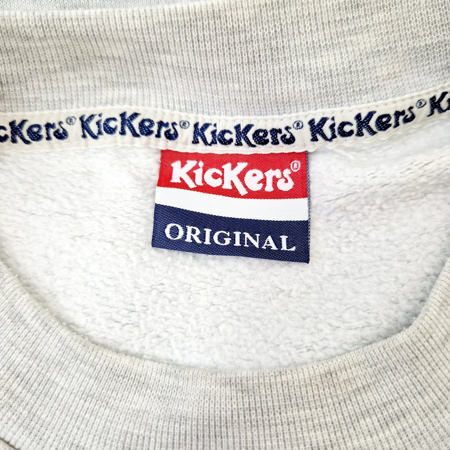 Einzigartiger und nachhaltiger Vintage Pullover Kickers. Unique and sustainable vintage sweater Kickers. Tag.