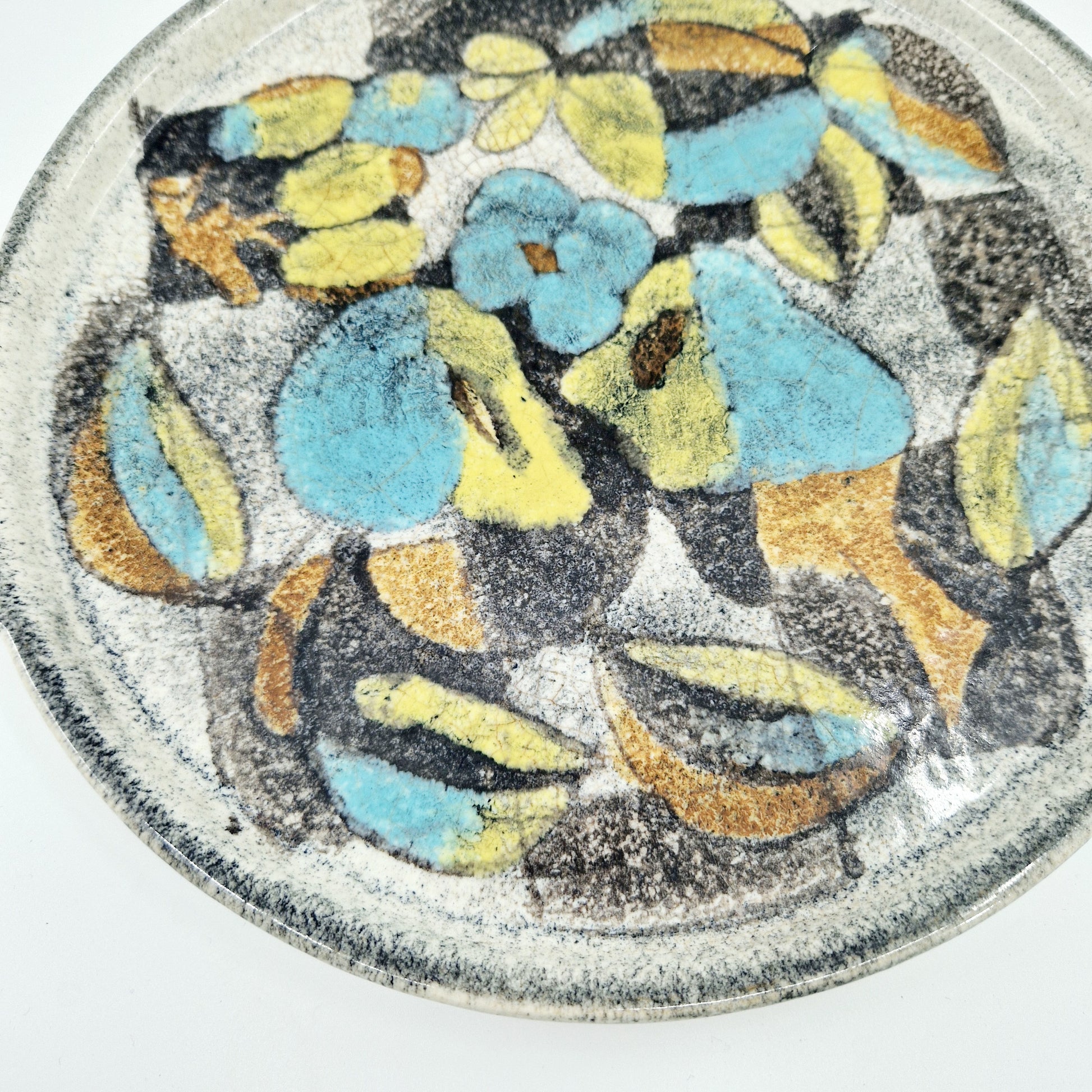 Einzigartige und nachhaltige Vintage Platte von Ziegler Schaffhausen. Unique and sustainable vintage plate from Ziegler Schaffhausen. Close-up 2.