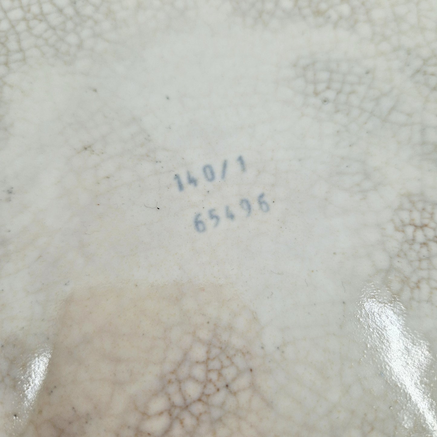 Einzigartige und nachhaltige Vintage Platte von Ziegler Schaffhausen. Unique and sustainable vintage plate from Ziegler Schaffhausen. Tag.