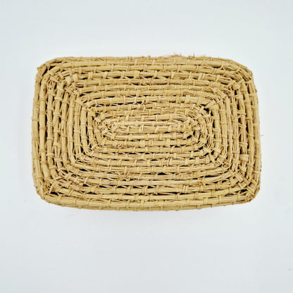 6 einzigartige und nachhalige Vintage Serviettenringe. 6 unique and sustainable vintage napkin rings. Below.