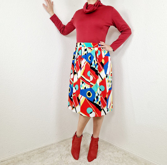 Skirt, white-red-blue, geometric, M