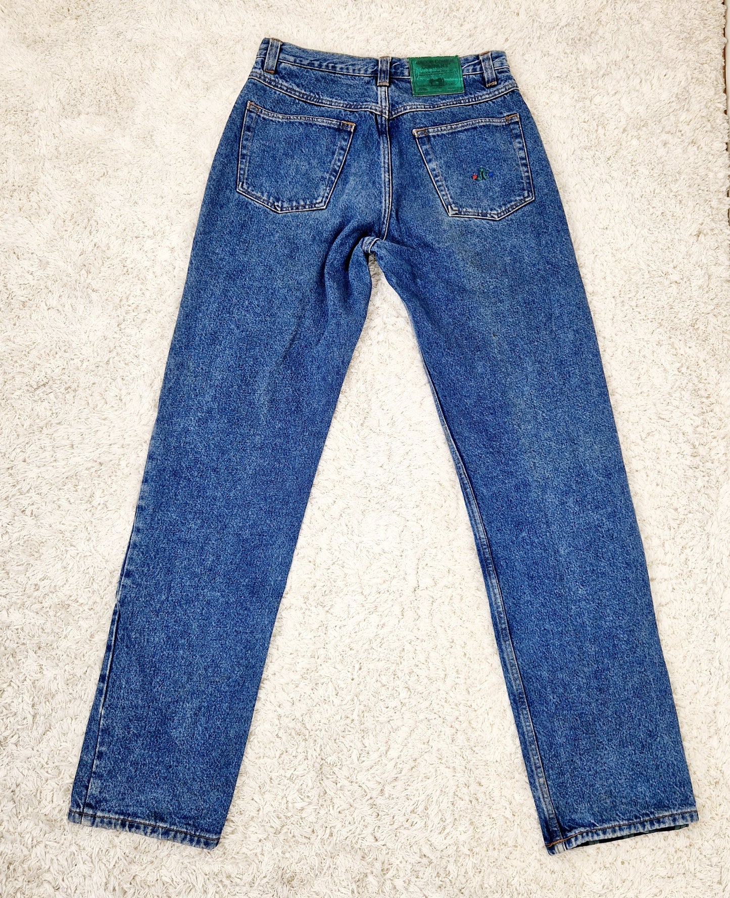 Einzigartige und nachhaltige Vintage Jeans in blau von Jacob Cohen. Unique and sustainable vintage jeans in blue from Jacob Cohen. Back.