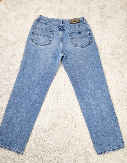 Einzigartige und nachhaltige Vintage Jeans in blau von Wampum. Unique and sustainable vintage jeans in blue from Wampum. Back.