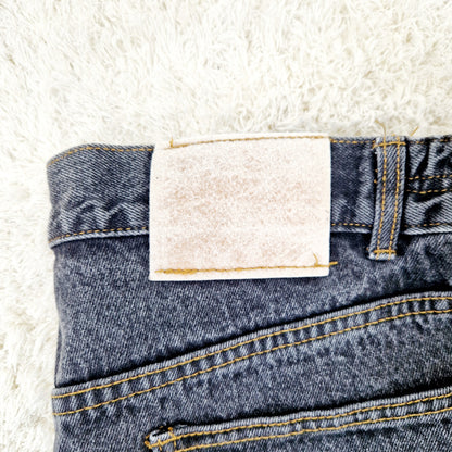 Einzigartige und nachhaltige Vintage Jeans in schwarz, comfort fit. Unique and sustainable vintage jeans in black, comfort fit. Tag.