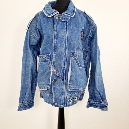 Einzigartige und nachhaltige Vintage Jeans Jacke, 80s Style. Unique and sustainable vintage jeans jacket, 80s style. Front. 