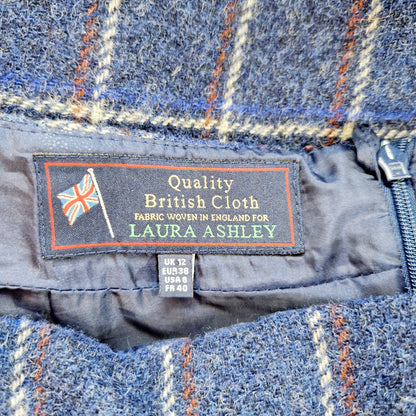 Einzigartiger und nachhaltiger Vintage Rock in blau-braun-hellgrau, kariert. Unique and sustainable vintage skirt in blue-brown-light grey, checked. Tag.