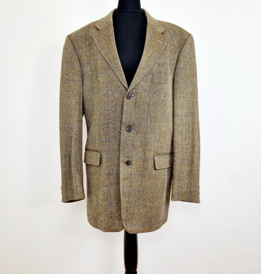 Einzigartiger und nachhaltiger Vintage Blazer in braun-blau, kariert. Unique and sustainable vintage blazer in brown-blue, checked. Front.