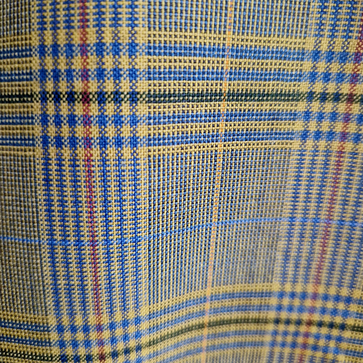 Einzigartiger und nachhaltiger, karierter Vintage Blazer in oliv-blau-rot.  Pattern.