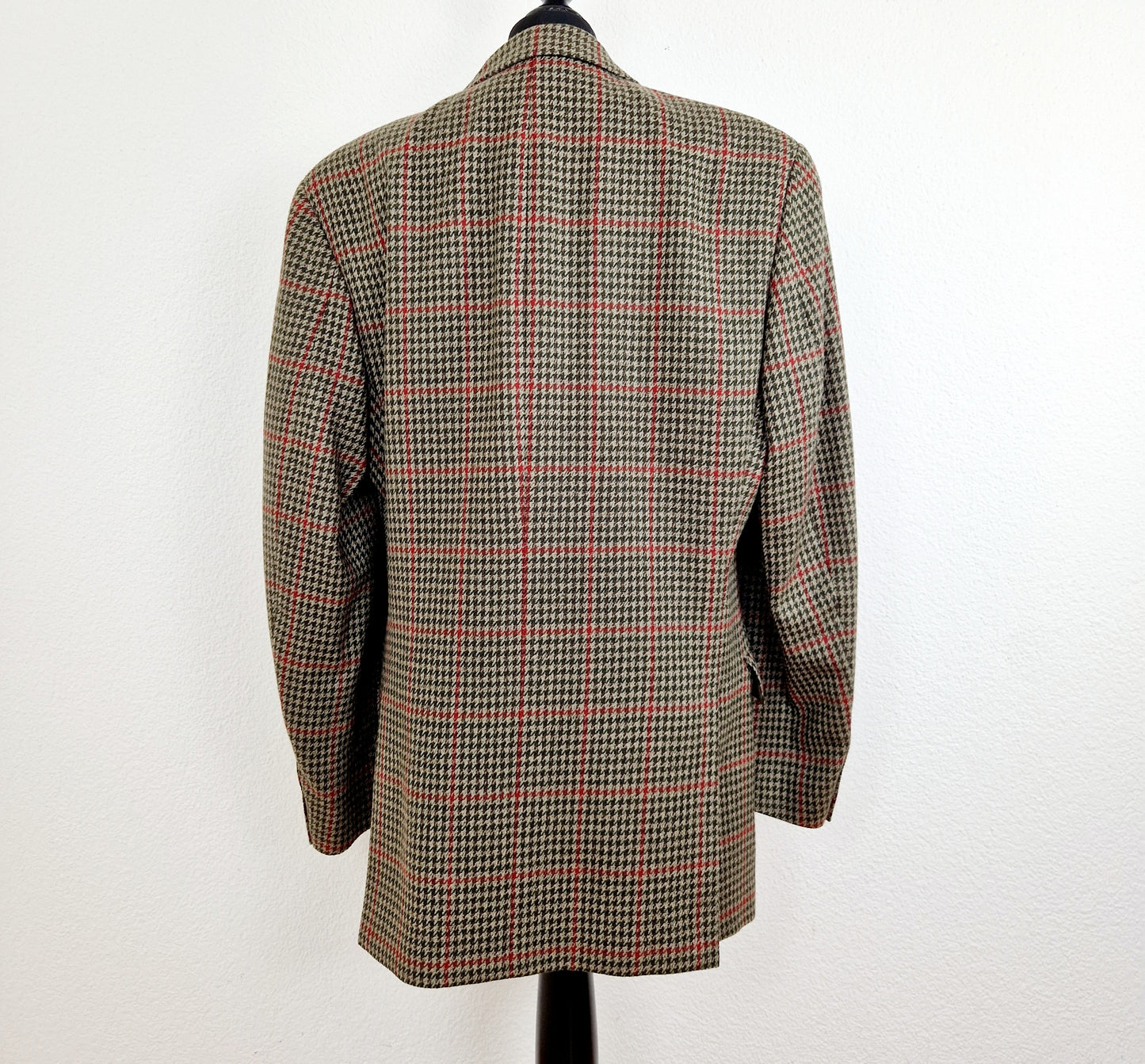 Einzigartiger und nachhaltiger Vintage Blazer in khaki-oliv-rot, Glencheck, kariert. Back.