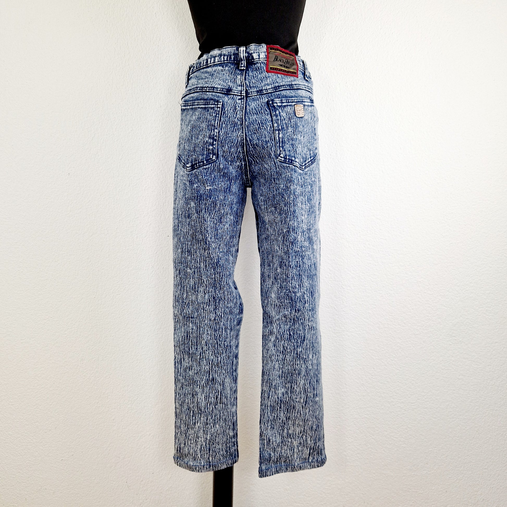 Einzigartige und nachhaltige Vintage Jeans, snow-wash. Back.