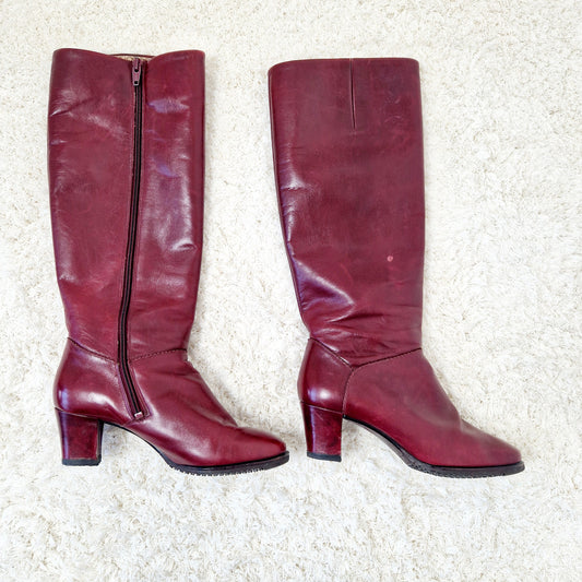 Einzigartige und nachhaltige Vintage Stiefel in bordeaux und Leder. Unique and sustainable vintage boots in bordeaux and leather. Side 2.