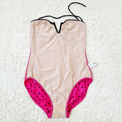 Einzigartiger und nachhaltiger Vintage Badeanzug in pink-schwarz mit Punkten. Inside.