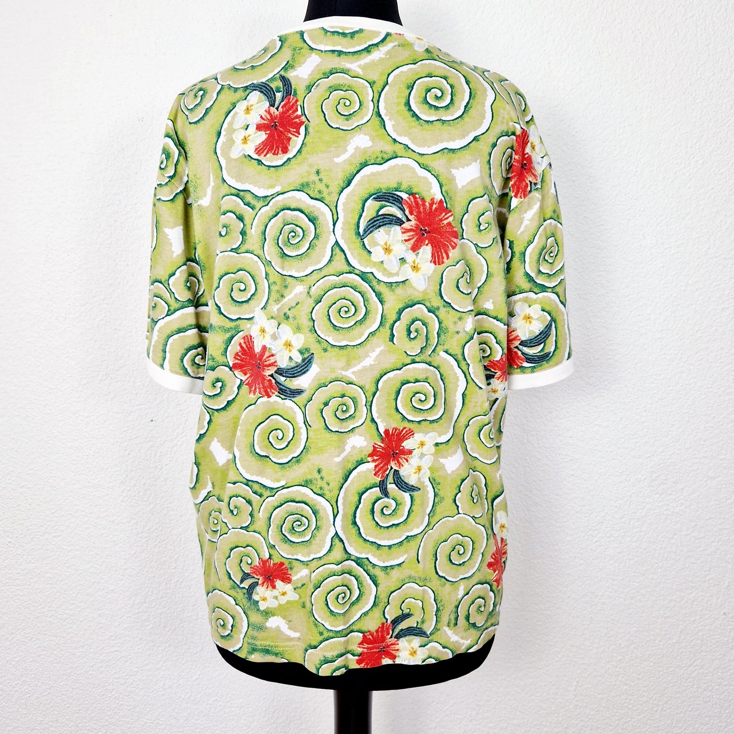 T-Shirt, hellgrün-rot-weiss, Blumen, M/L