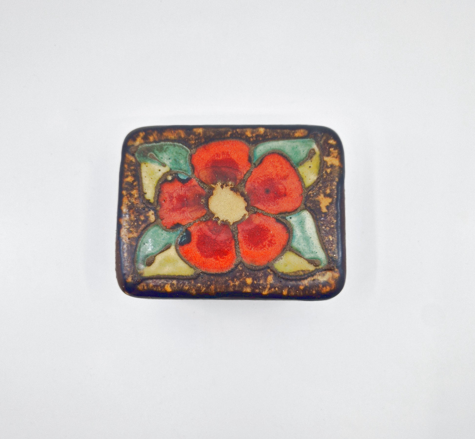 Einzigartige und nachhaltige Vintage Dose aus Keramik von Ruscha mit Blume. Above.