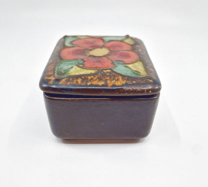 Einzigartige und nachhaltige Vintage Dose aus Keramik von Ruscha mit Blume. Side.