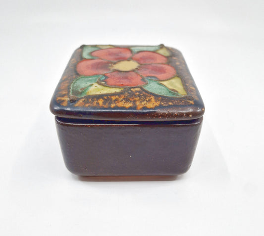 Einzigartige und nachhaltige Vintage Dose aus Keramik von Ruscha mit Blume. Side.