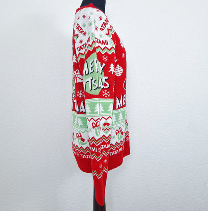 Einzigartiger und nachhaltiger Vintage Pullover in rot-weiss-hellgrün, Grinch. Unique and sustainable vintage pullover in red-white-light green, Grinch. Side.