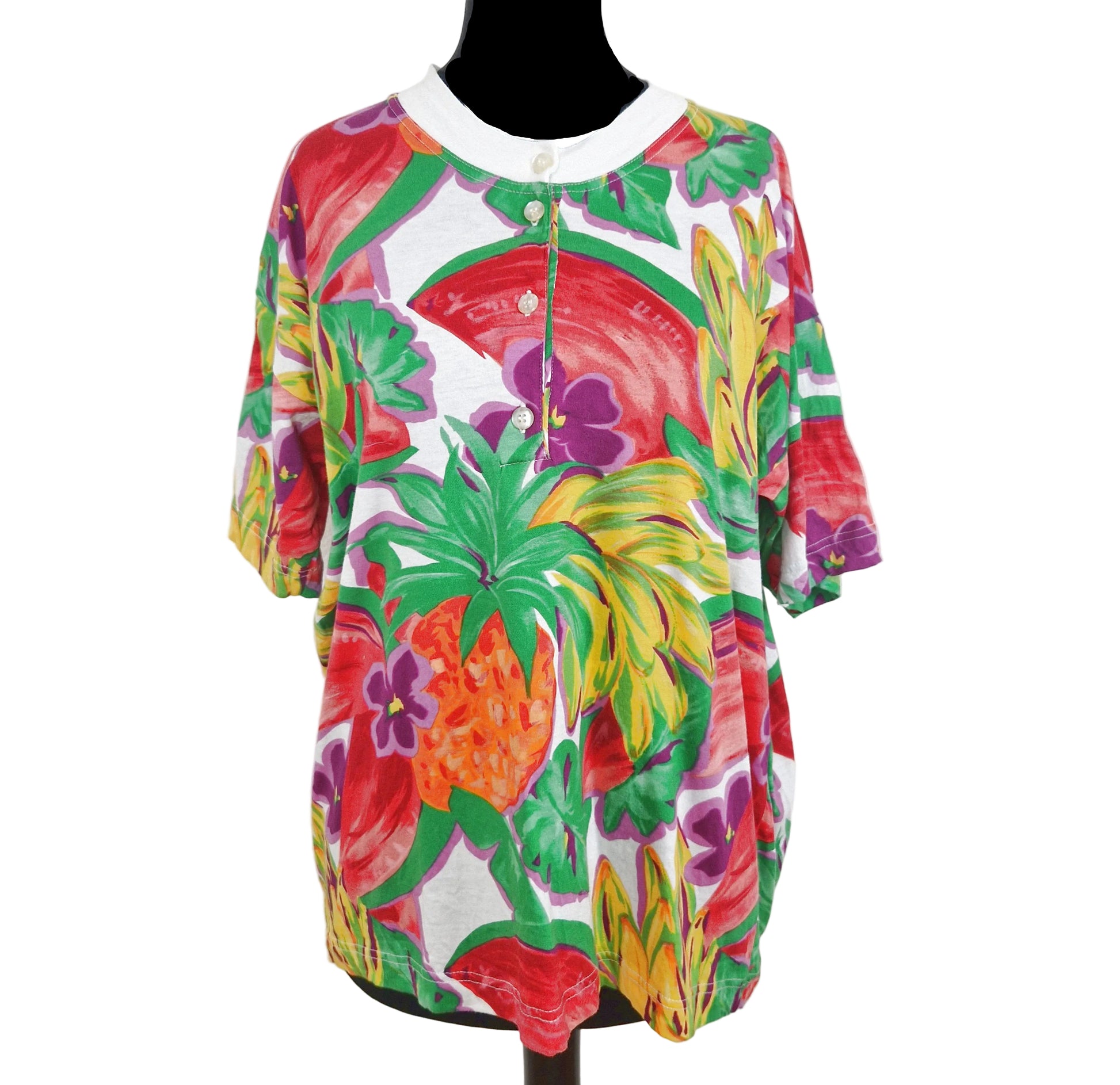 Einzigartiges und nachhaltiges Vintage T-Shirt in weiss-rot-grün mit Früchten. Front.