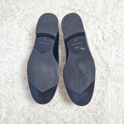 Einzigartige und nachhaltige Vintage Loafers in schwarz und Leder. Unique and sustainable vintage loafers in black and leather. Soles.