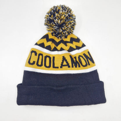 Einzigartige und nachhaltige Vintage Mütze/Beanie in schwarz-gelb-weiss, Coolamon. Unique and sustainable vintage beanie in black-yellow-white, Coolamon. Back.