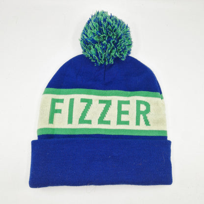 Einzigartige und nachhaltige Vintage Mütze/Beanie in blau-grün-hellgrün, Fizzer. Unique and sustainable vintage beanie in blue-green-light green, Fizzer. Front.