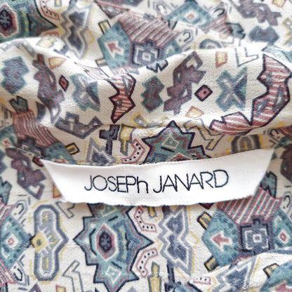 Einzigartiges und nachhaltiges Vintage Hemd in hellgrau-mint-rauchblau, geometrisch. Unique and sustainable vingtage shirt in light grey-mint-smoky blue, geometric. Tag.